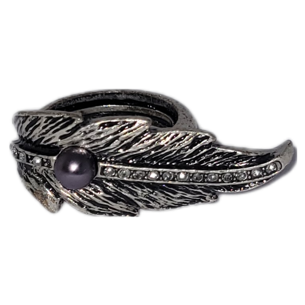 mark.× Meredith Kahn Knuckle Duster Antique Silver Pearl Feather Ring Sz S/M 6-7